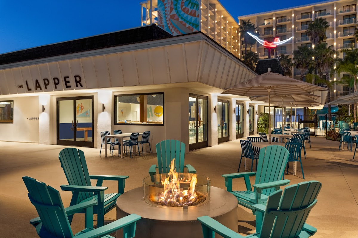 Lapper Sports Bar Kitchen